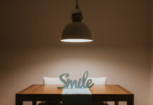 Iš šviesos į tamsą apsvietimas