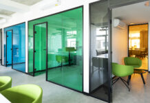 Išskirtiniai ergonomiški sprendimai biurams ir viešosioms erdvėms